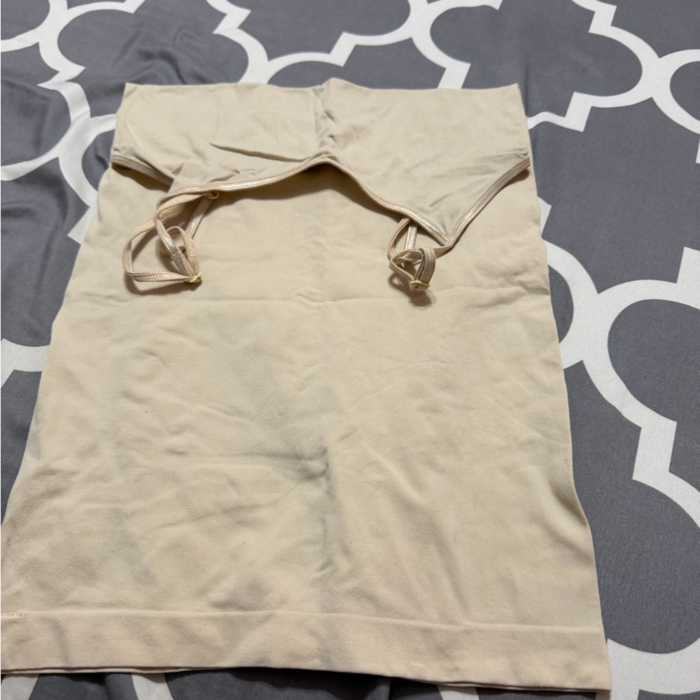 SO Seamless Beige Cami